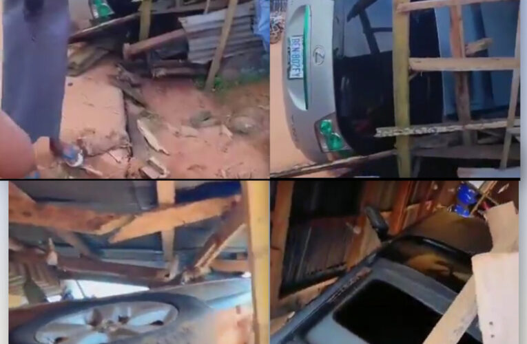 Woman Praises God After Yahoo Boy Crashed Lexus Into Home In Ekpoma (Photos) 