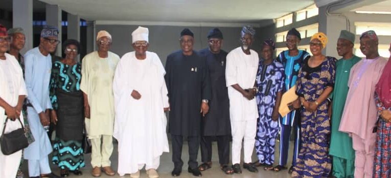 Oke-Ogun Council of Elders visits Oyo Acting Gov, Pledges Support, Presents 10-Year Development Blueprint