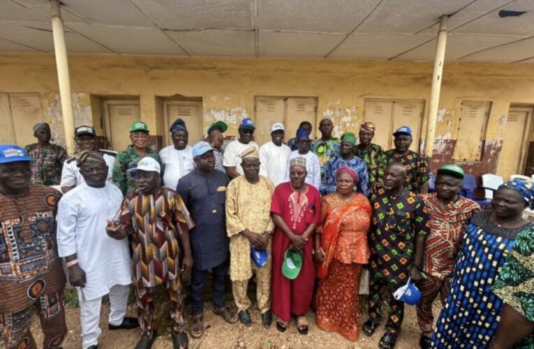 2027: APM Rep Candidate, Toheeb Adegoke Unites Ward 8 Stakeholders in Akinyele